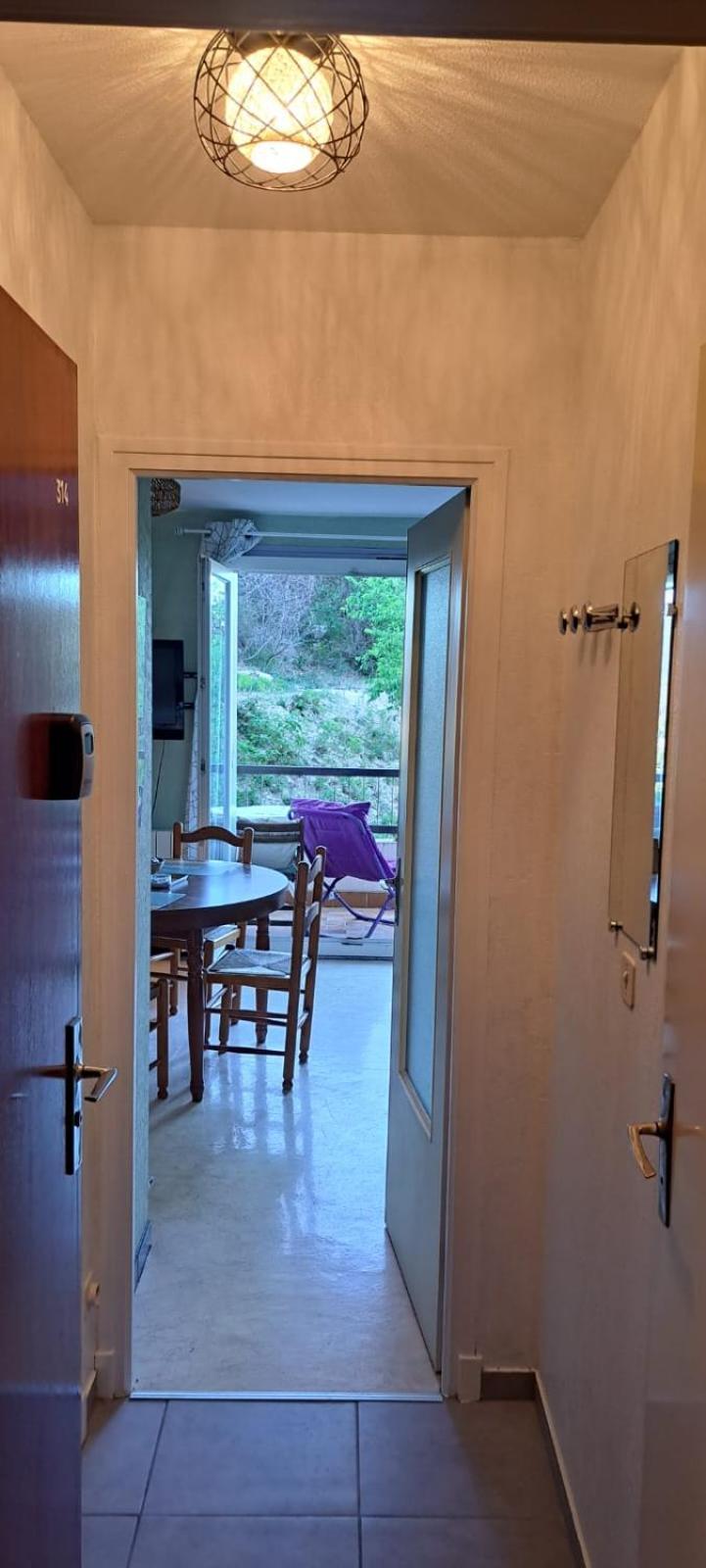 אמלי-לה-באינס-פללדה Studio Phannie Renove 50M Cures מראה חיצוני תמונה